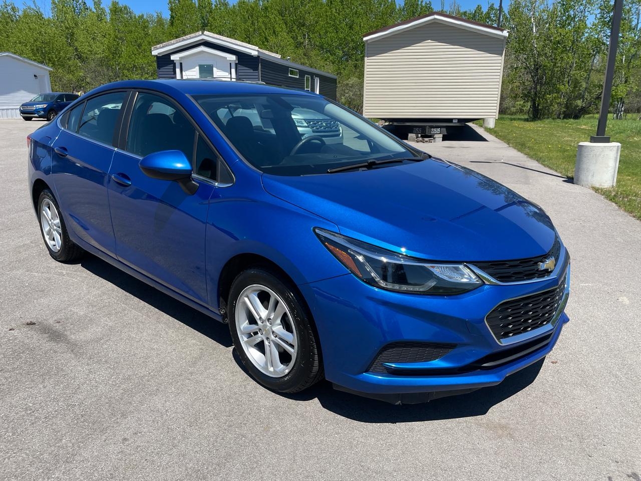 Chevrolet Cruze 4dr Sdn 1.4L LT w/1SD 2017