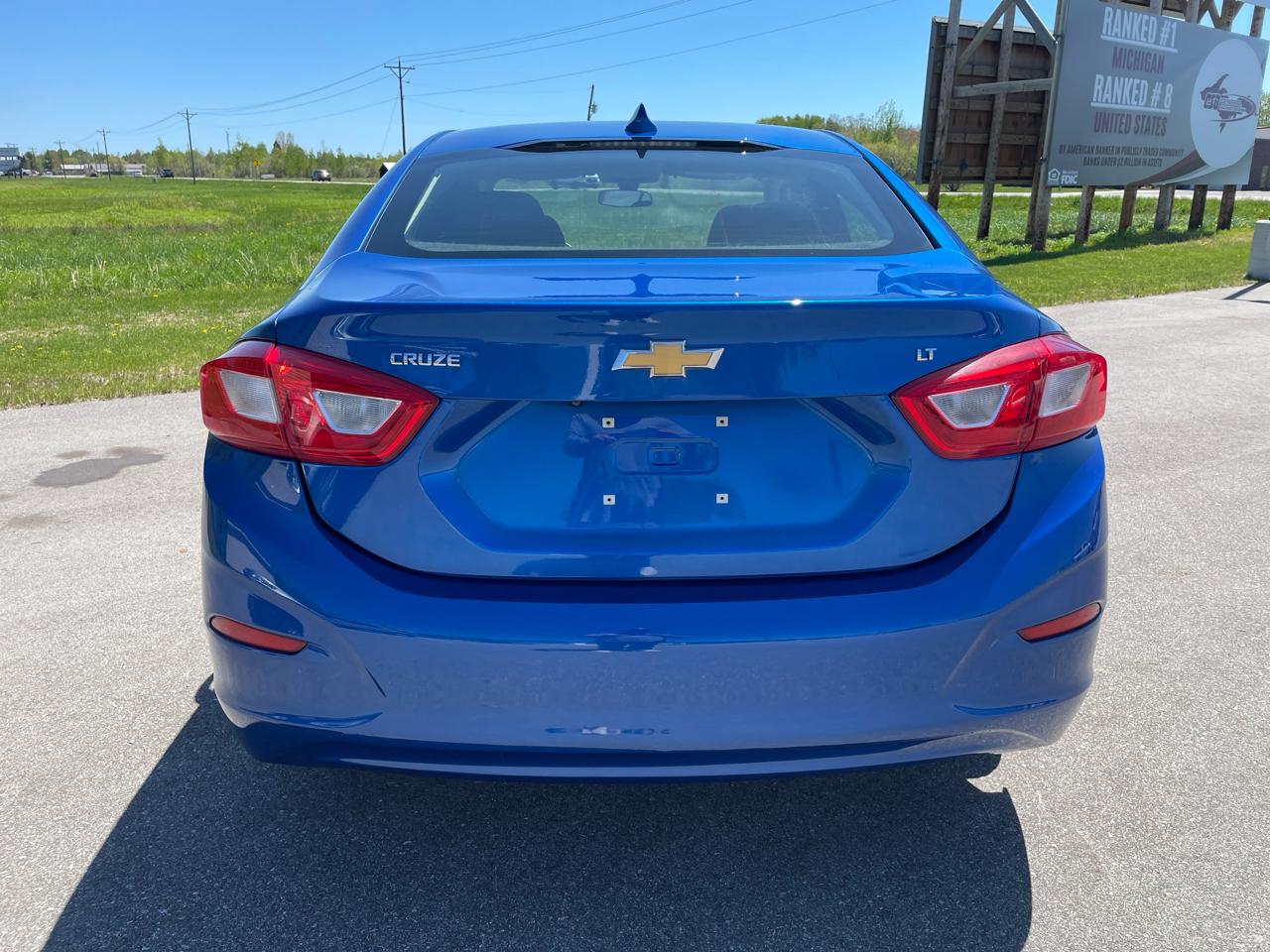 Chevrolet Cruze 4dr Sdn 1.4L LT w/1SD 2017