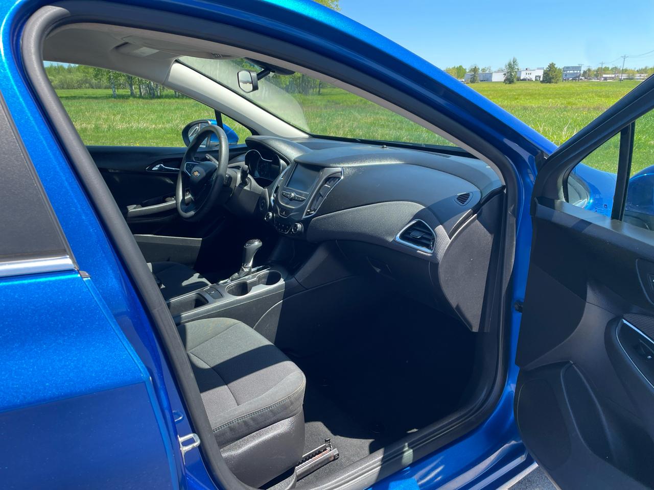 Chevrolet Cruze 4dr Sdn 1.4L LT w/1SD 2017