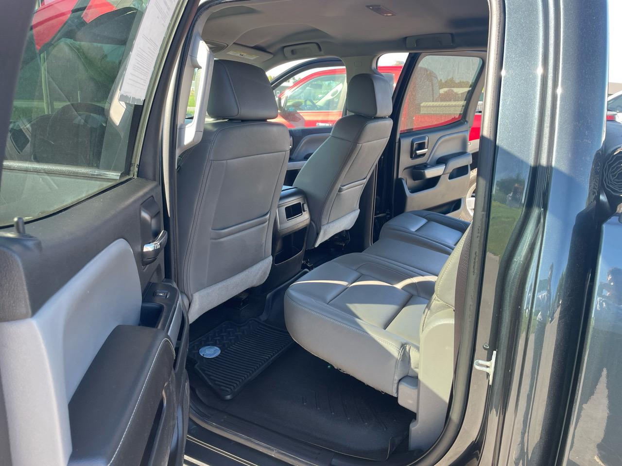 Chevrolet Silverado 1500 4WD Crew Cab 153.0" LTZ w/2LZ 2017