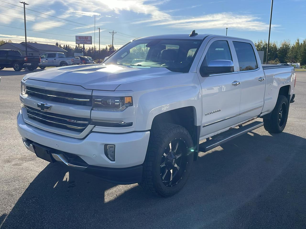 2017 Chevrolet Silverado 1500 4WD Crew Cab 153.0" LTZ w/2LZ