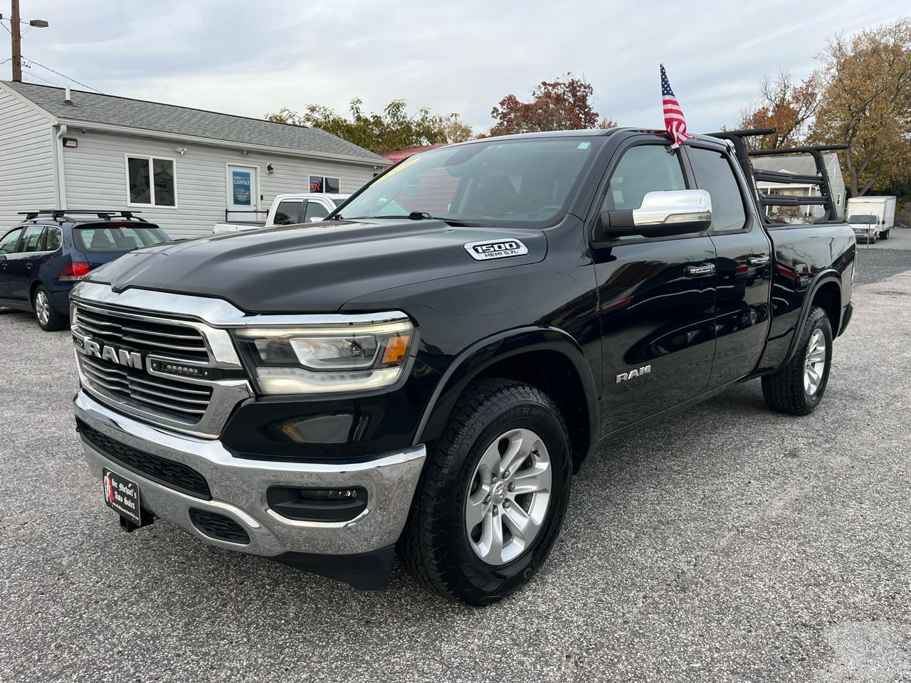 RAM 1500 Laramie Quad Cab 4WD 2019