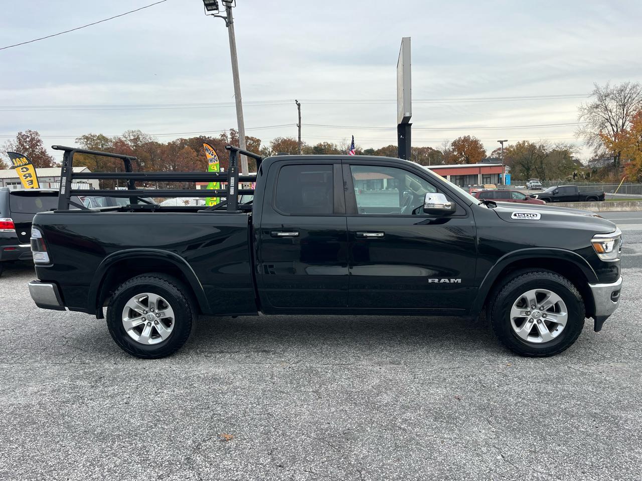 RAM 1500 Laramie Quad Cab 4WD 2019