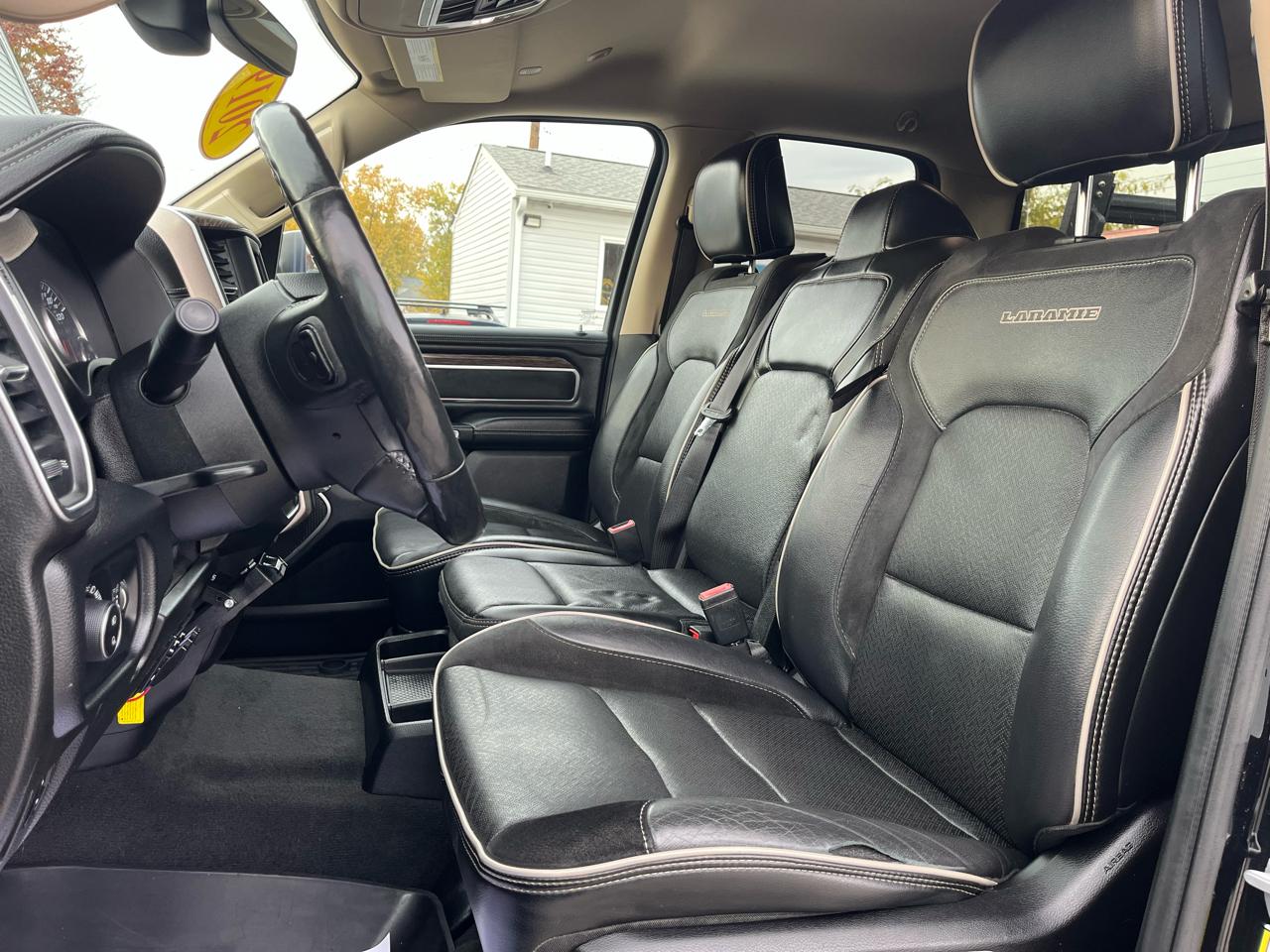 RAM 1500 Laramie Quad Cab 4WD 2019