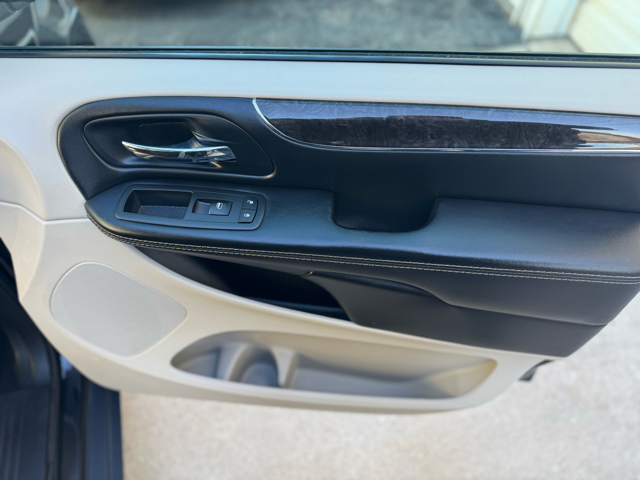 Chrysler Town & Country 4dr Wgn Touring 2016