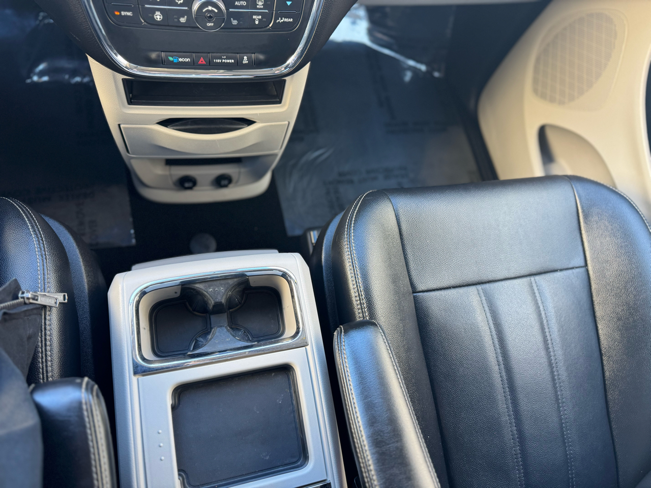 Chrysler Town & Country 4dr Wgn Touring 2016