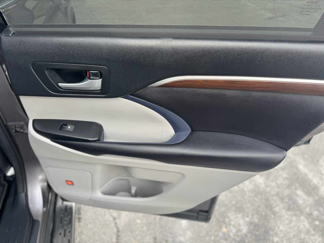 Toyota Highlander Limited AWD 2016