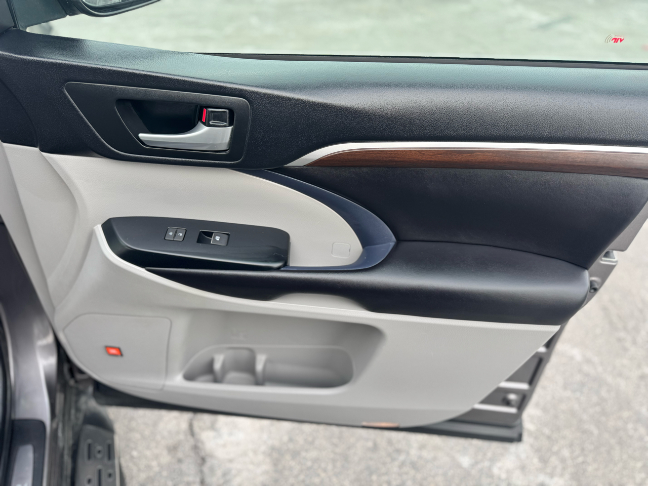 Toyota Highlander Limited AWD 2016