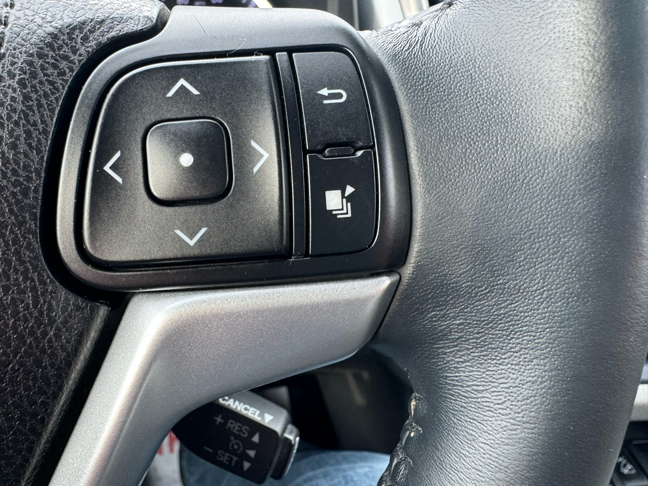 Toyota Highlander Limited AWD 2016