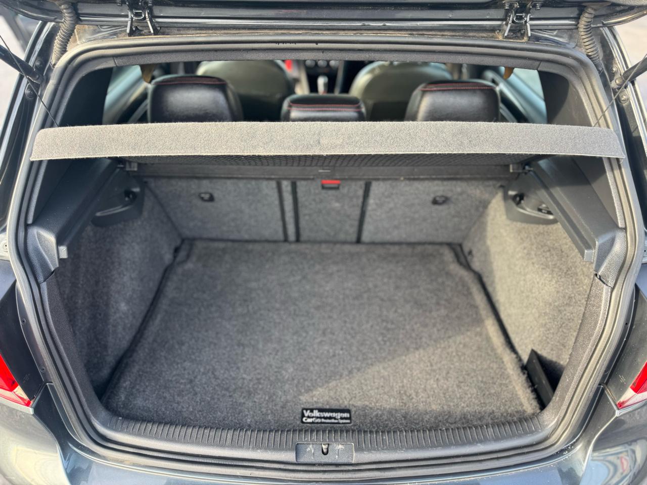 Volkswagen GTI 4dr HB DSG w/Sunroof & Navi PZEV 2012