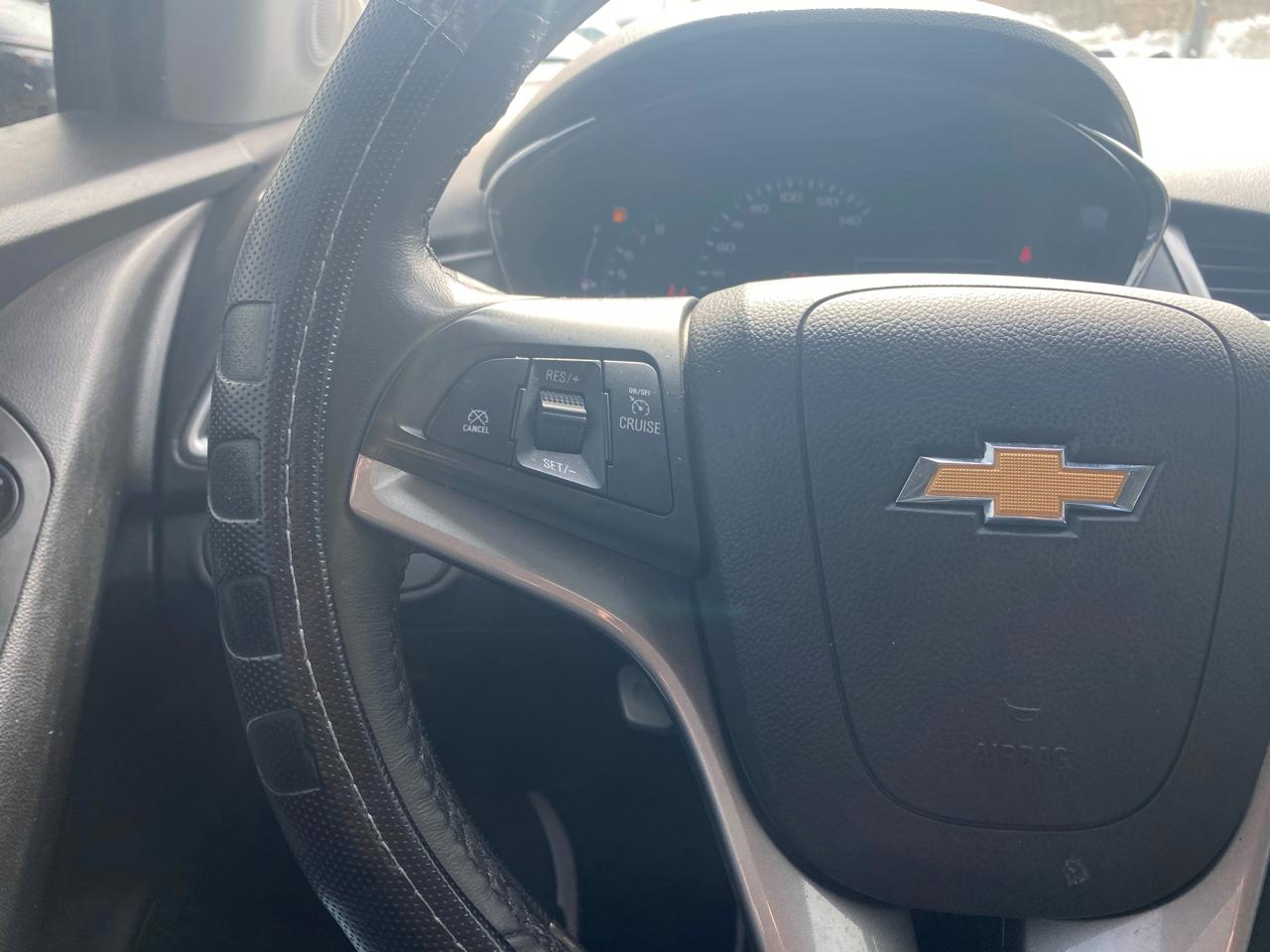 Chevrolet Trax FWD 4dr LT 2021