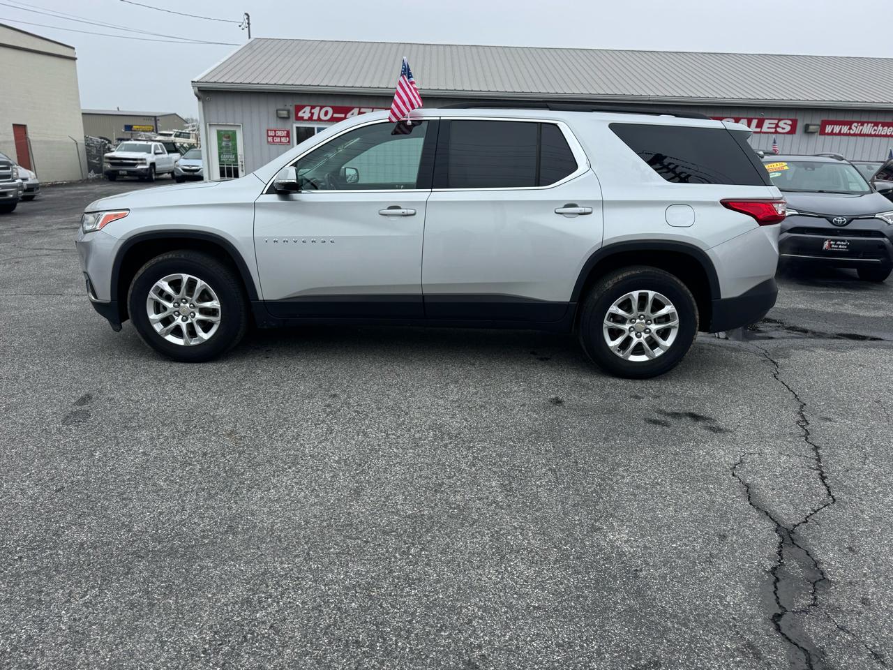 Chevrolet Traverse FWD 4dr LT Cloth w/1LT 2019