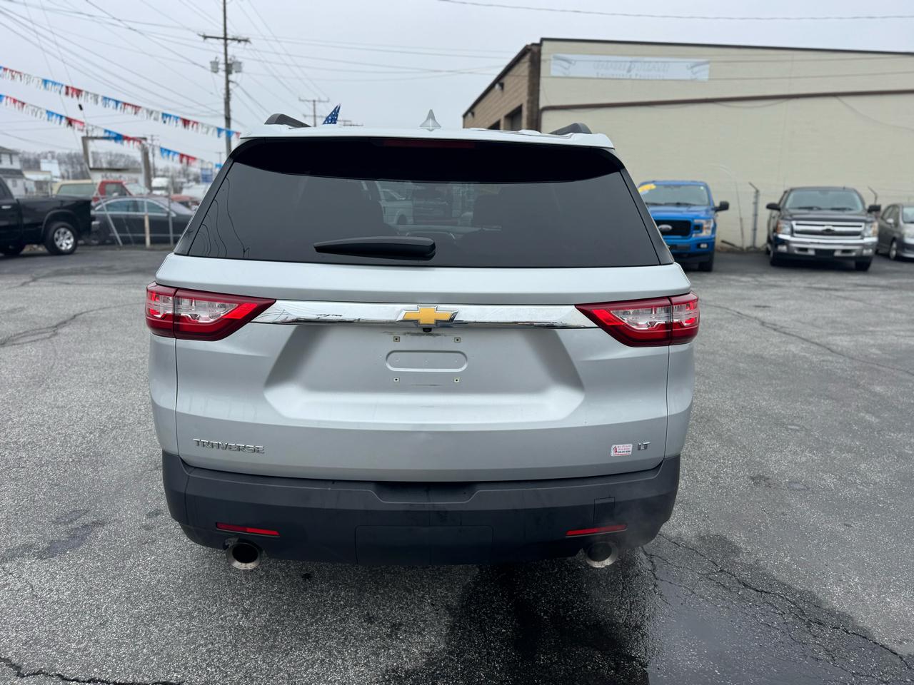 Chevrolet Traverse FWD 4dr LT Cloth w/1LT 2019