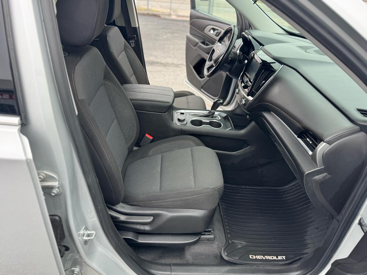 Chevrolet Traverse FWD 4dr LT Cloth w/1LT 2019