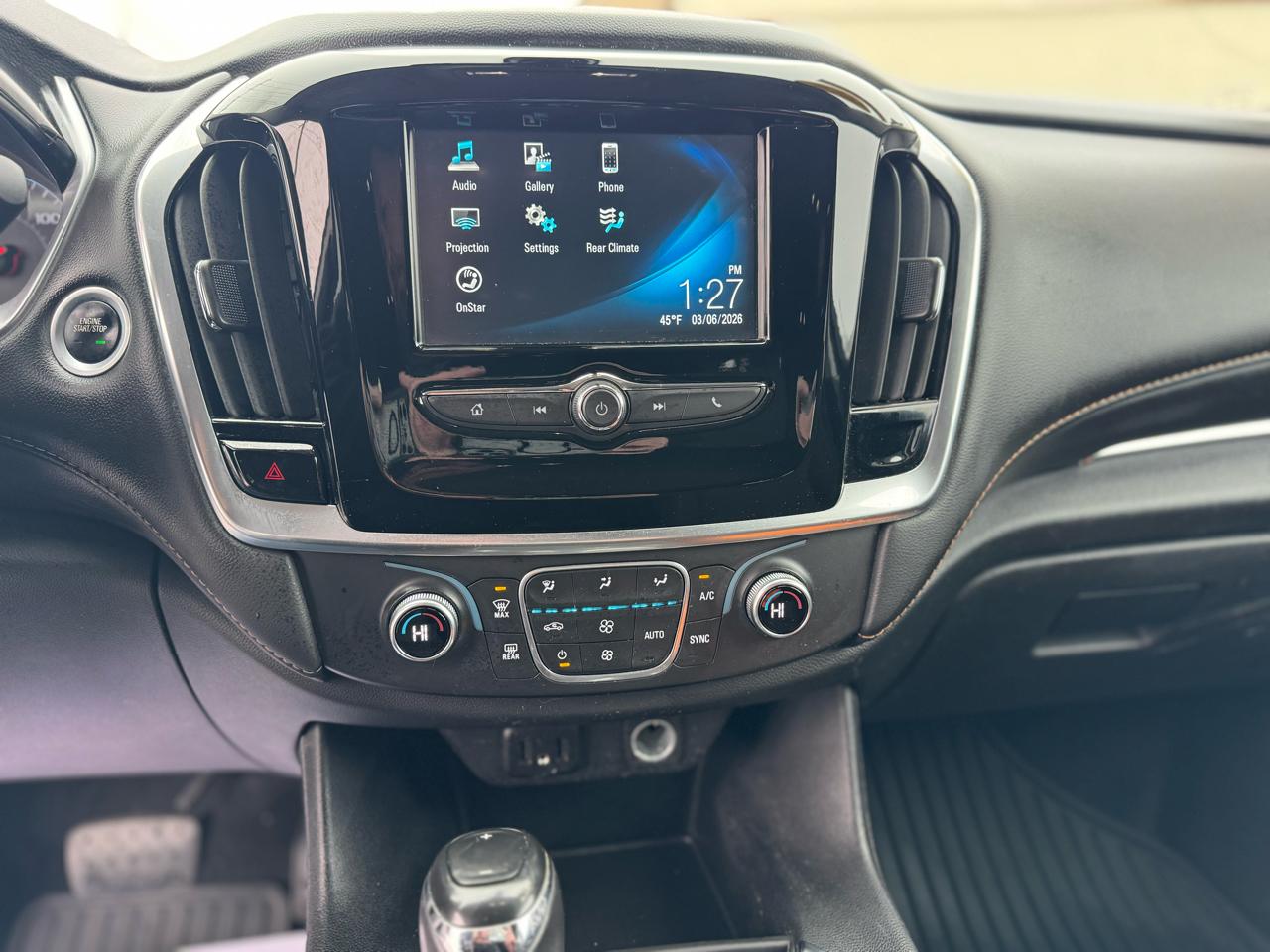 Chevrolet Traverse FWD 4dr LT Cloth w/1LT 2019