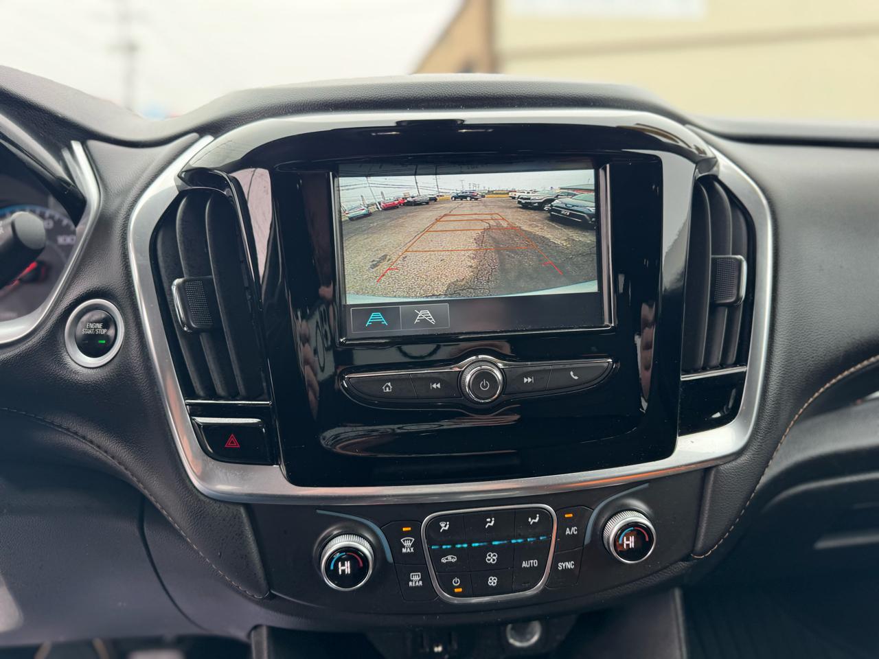 Chevrolet Traverse FWD 4dr LT Cloth w/1LT 2019