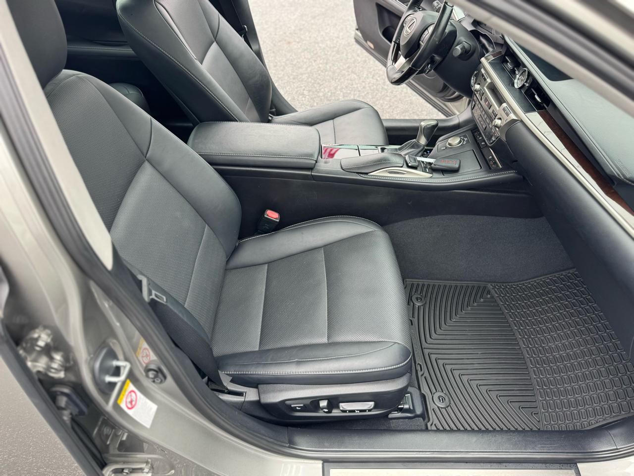 Lexus ES 350 4dr Sdn 2016