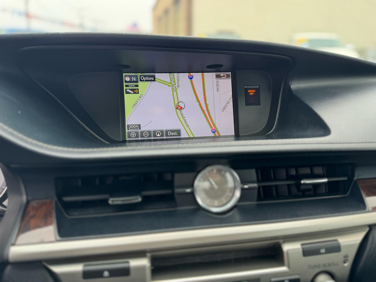 Lexus ES 350 4dr Sdn 2016