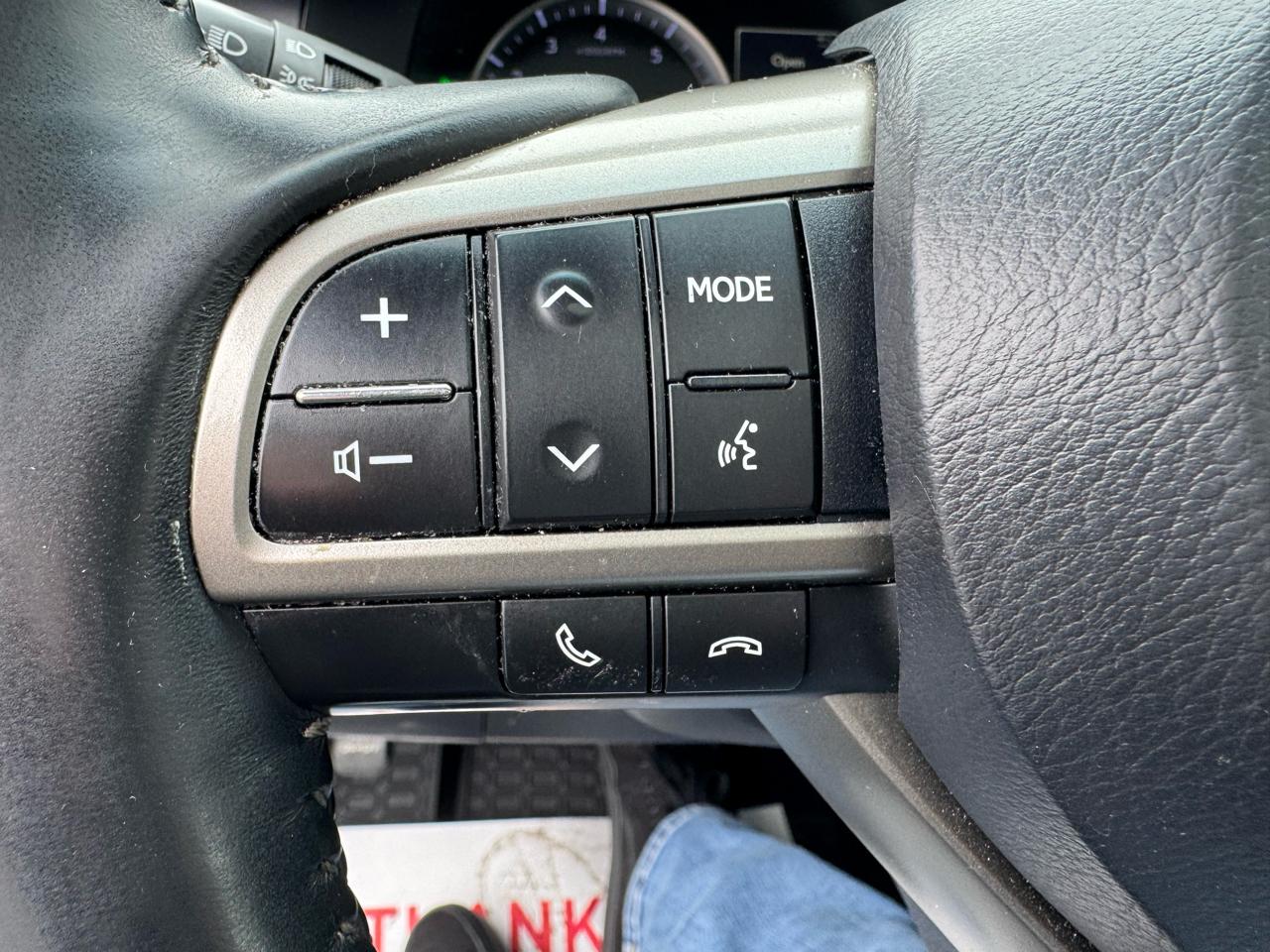 Lexus ES 350 4dr Sdn 2016