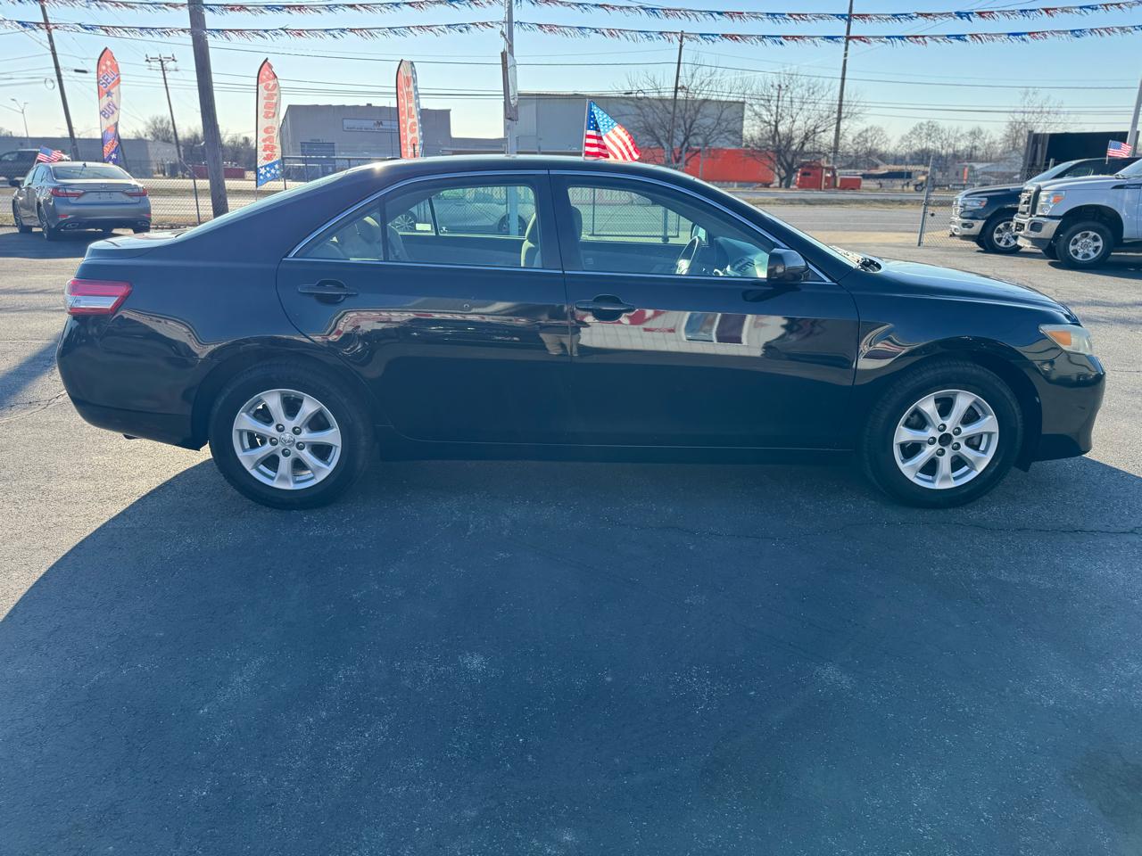 Toyota Camry LE 2011