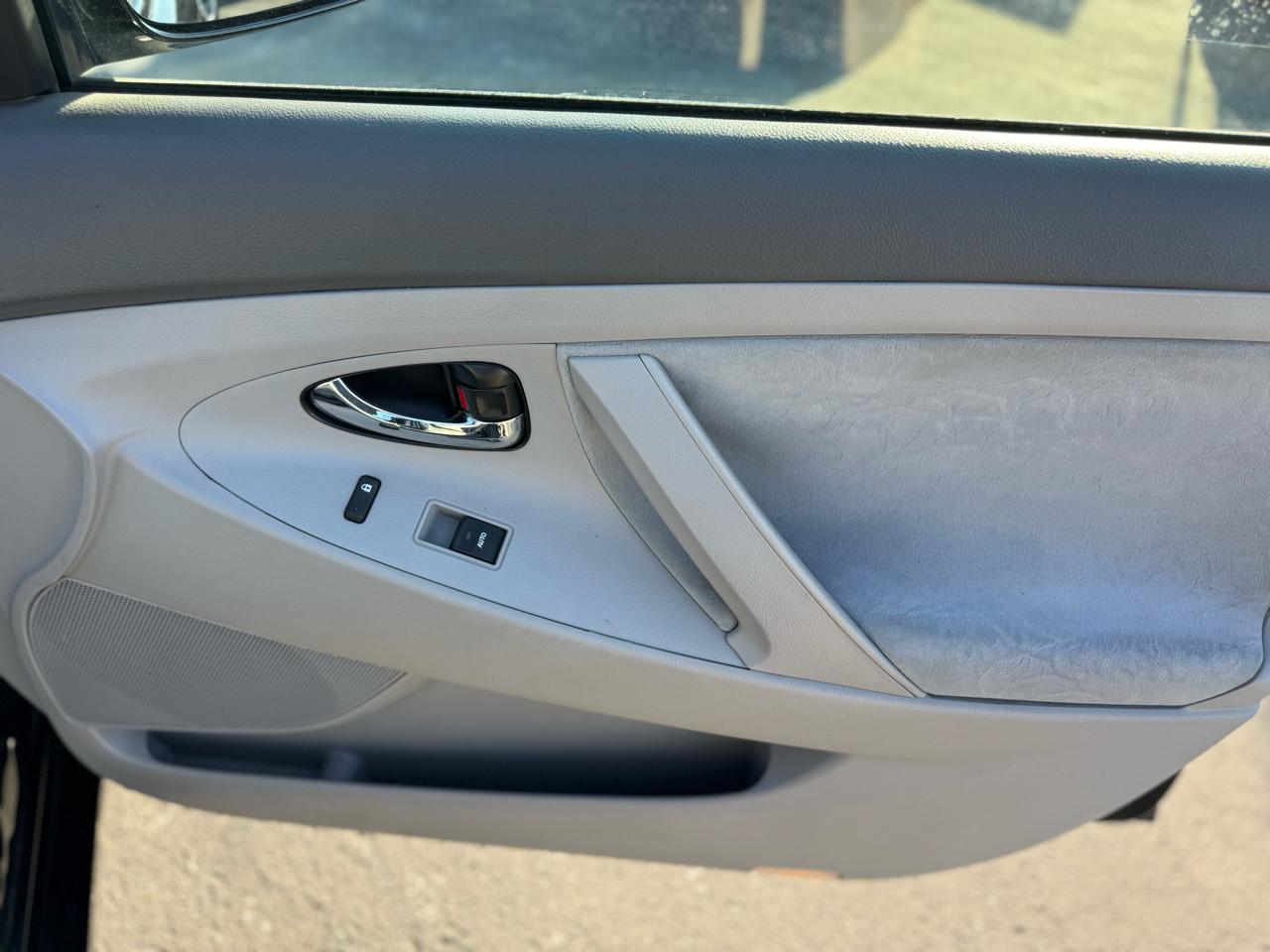 Toyota Camry LE 2011