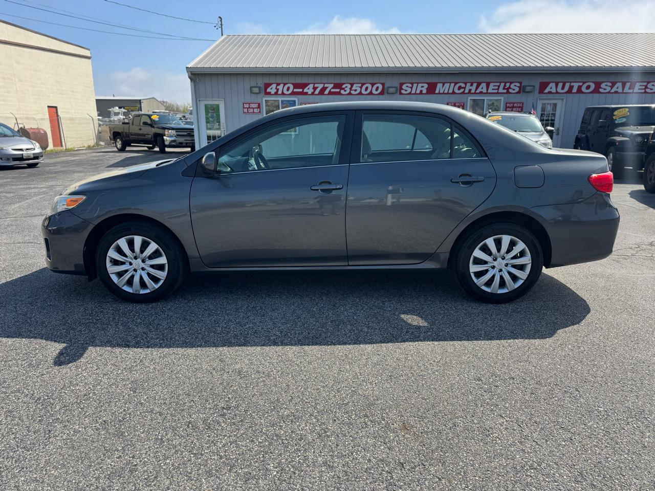 Toyota Corolla 4dr Sdn Auto LE Special Edition (Natl) 2013