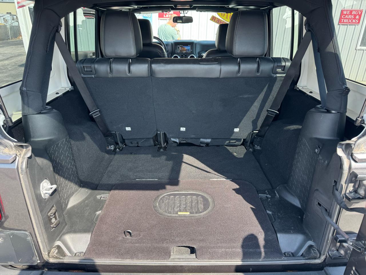 Jeep Wrangler Unlimited 4WD 4dr Rubicon 2016