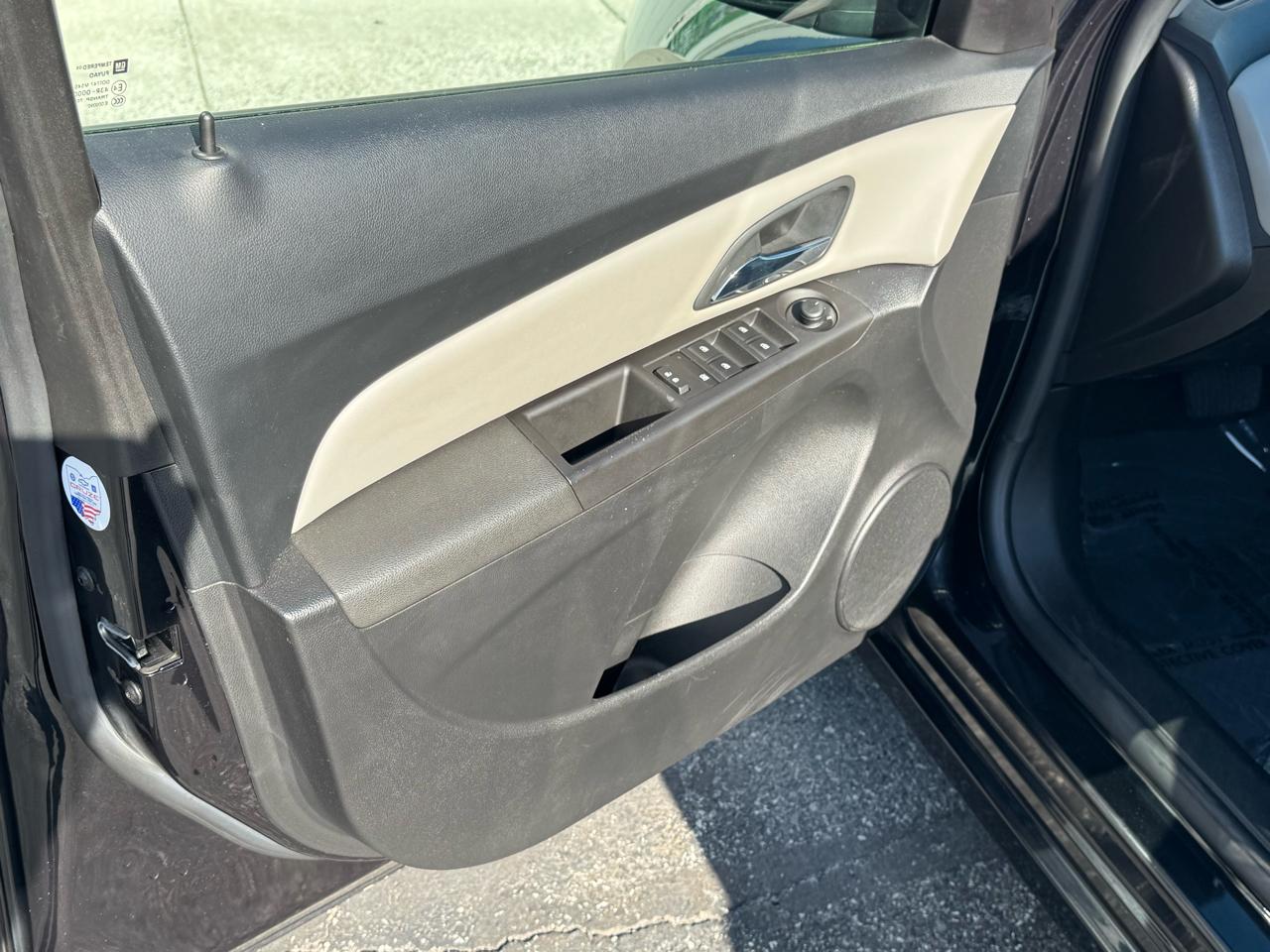 Chevrolet Cruze Limited 4dr Sdn Auto LS 2016