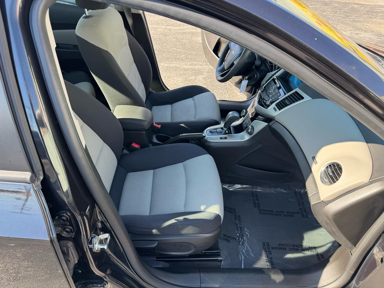 Chevrolet Cruze Limited 4dr Sdn Auto LS 2016