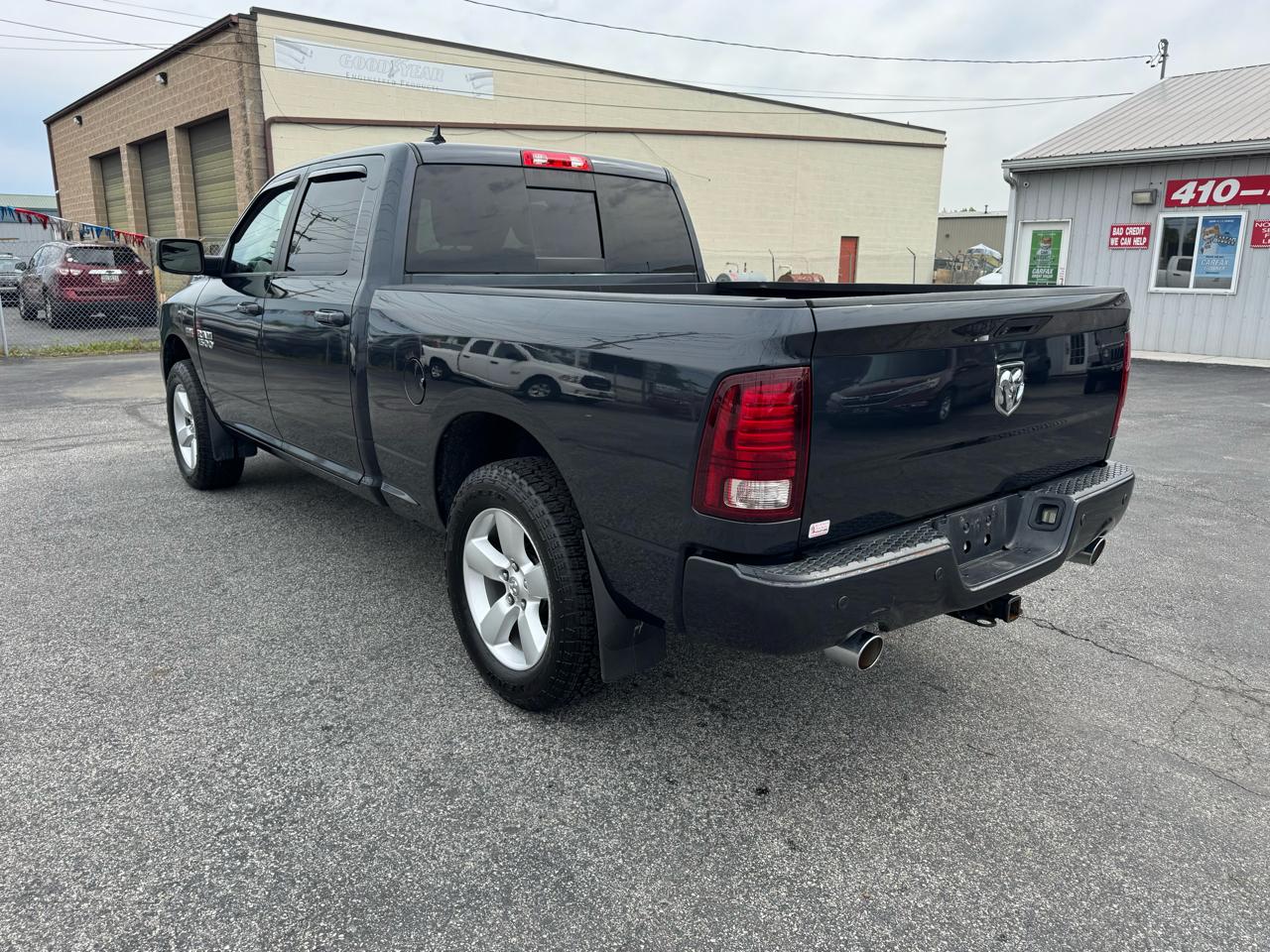 RAM 1500 4WD Crew Cab 149" Sport 2014