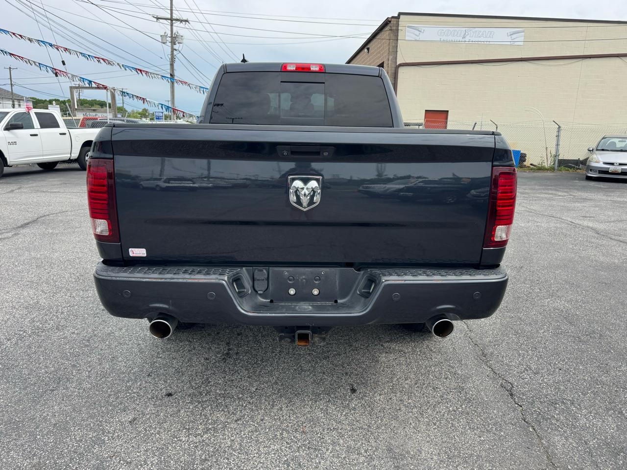 RAM 1500 4WD Crew Cab 149" Sport 2014