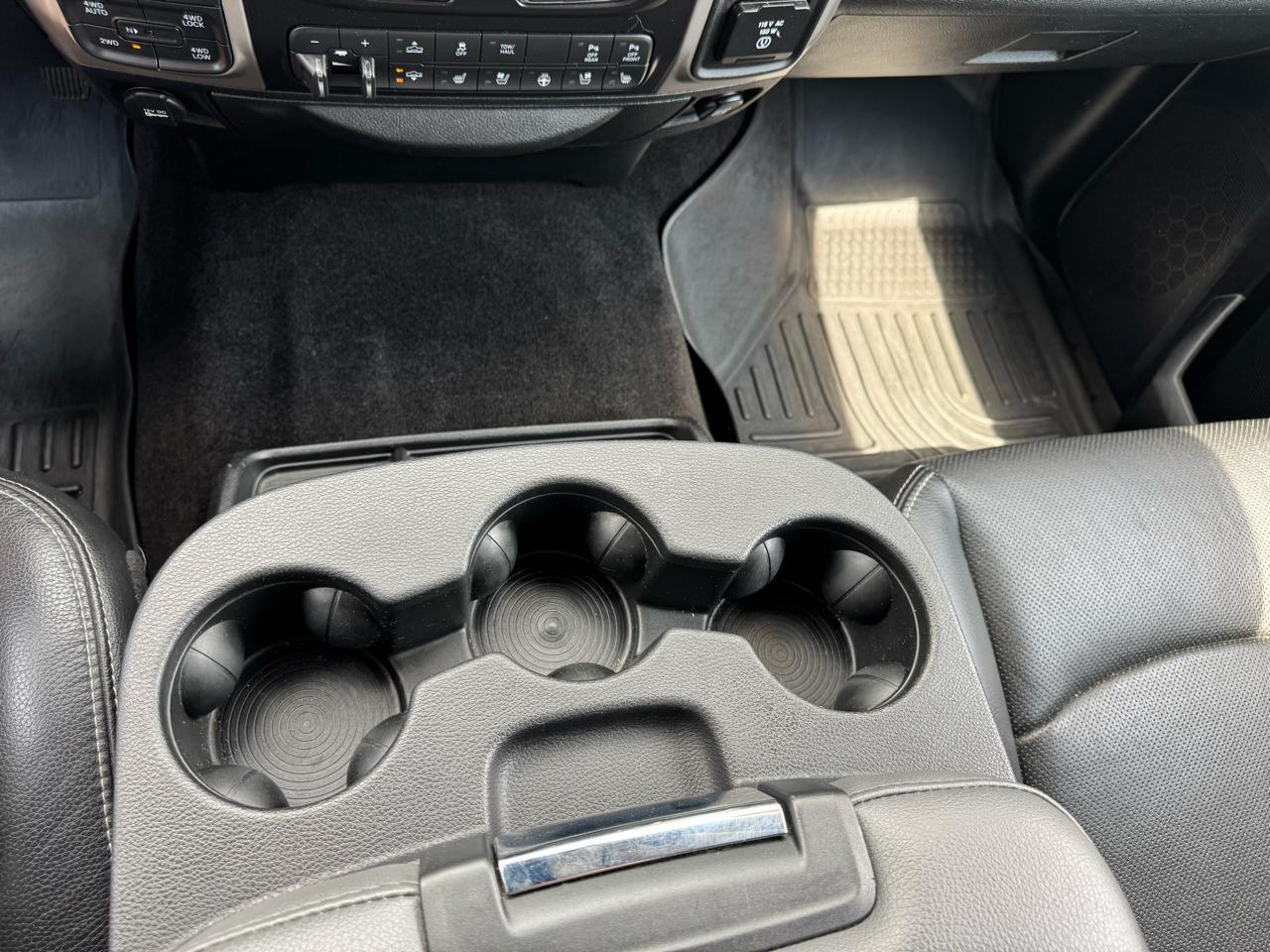 RAM 1500 4WD Crew Cab 149" Sport 2014