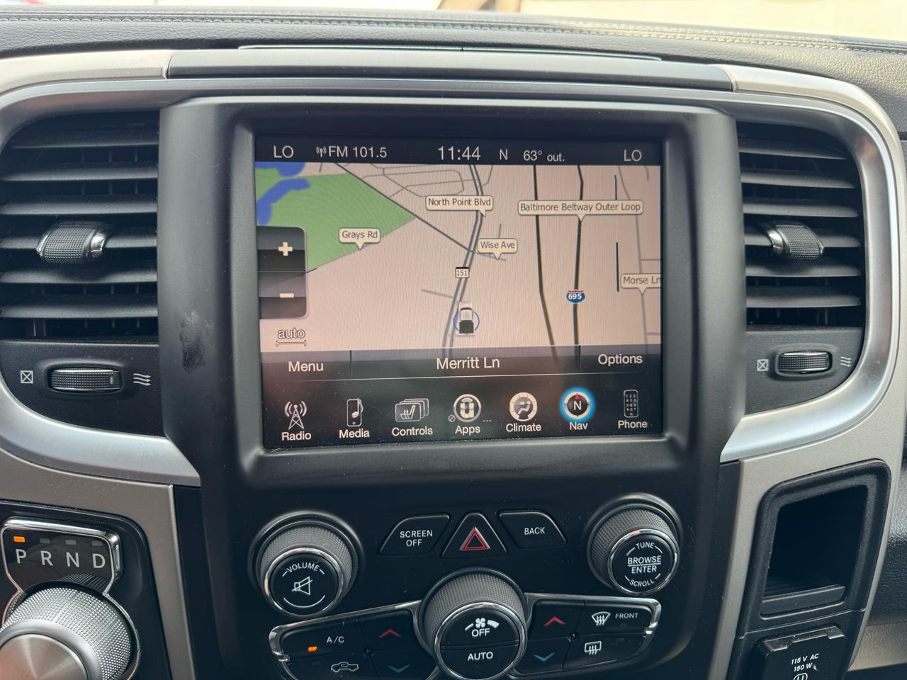 RAM 1500 4WD Crew Cab 149" Sport 2014
