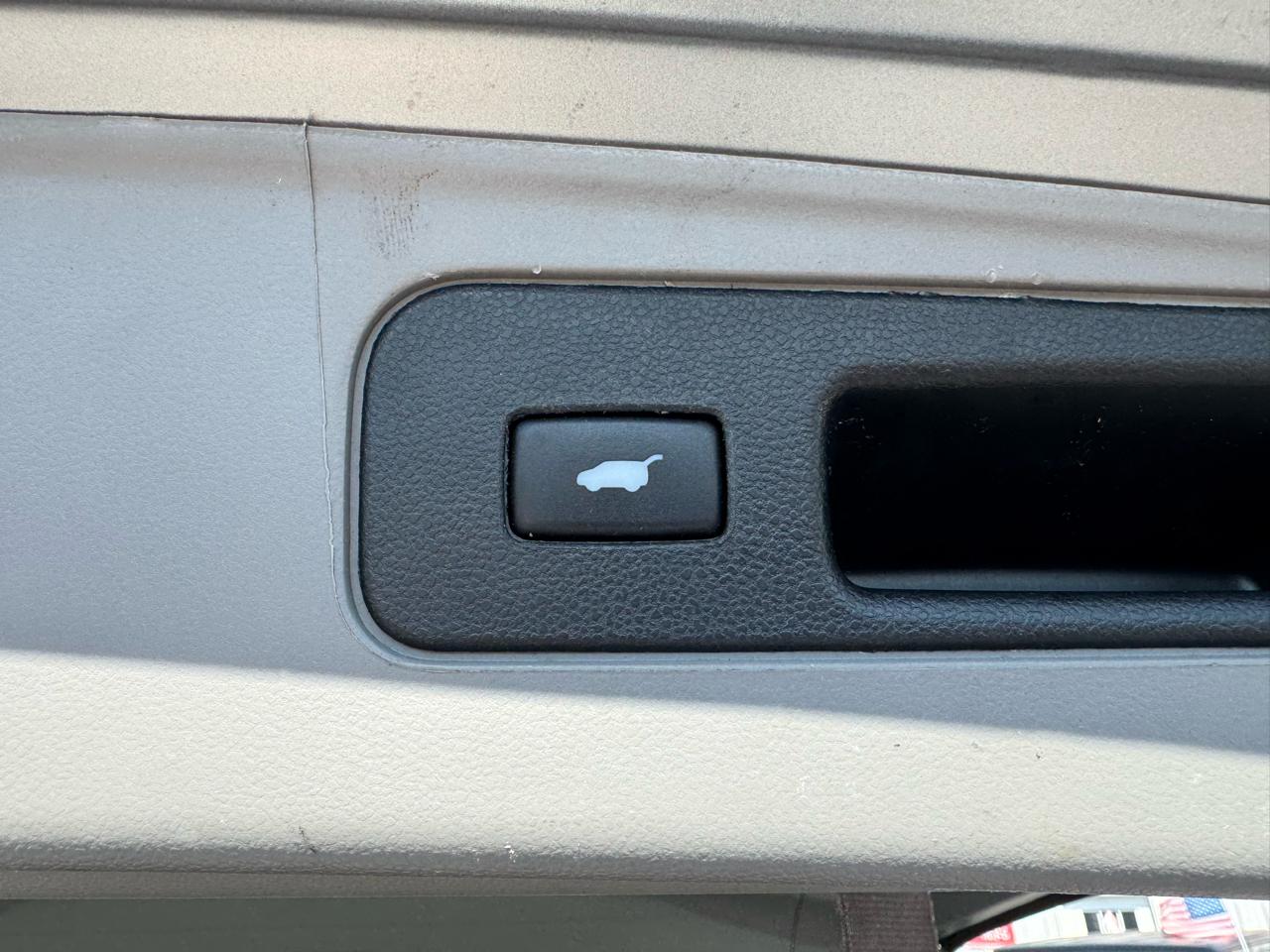 Honda Pilot 4WD 4dr Touring w/RES & Navi 2015