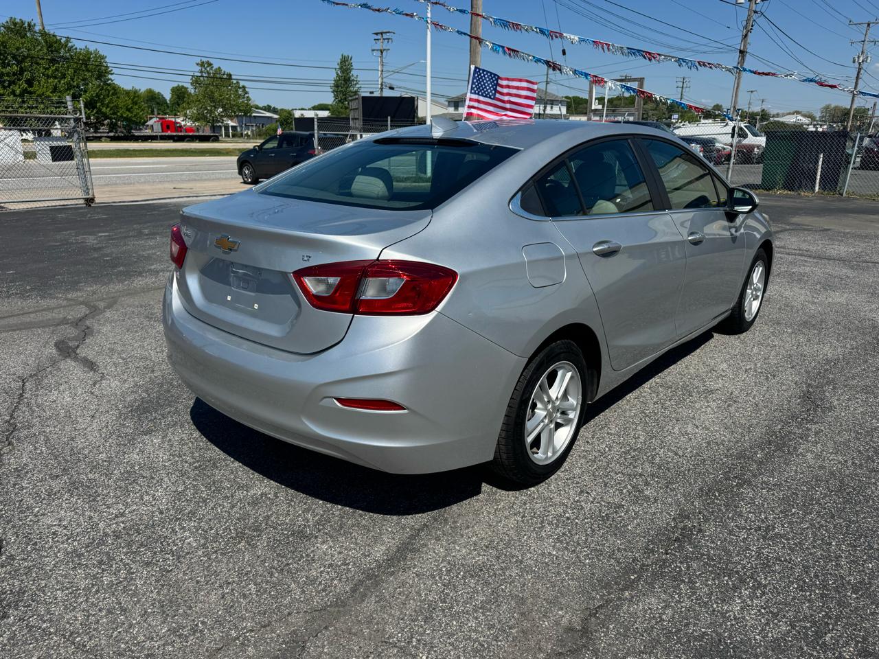 Chevrolet Cruze 4dr Sdn 1.4L LT w/1SD 2018