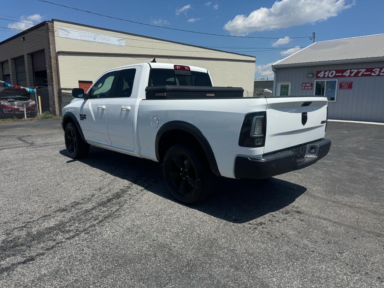 RAM 1500 Classic Warlock 4x4 Quad Cab 6'4" Box 2019