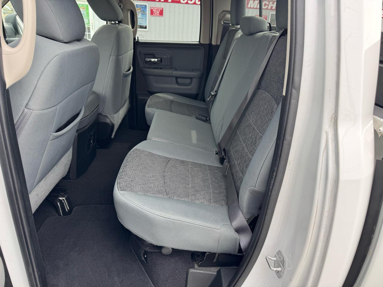 RAM 1500 Classic Warlock 4x4 Quad Cab 6'4" Box 2019