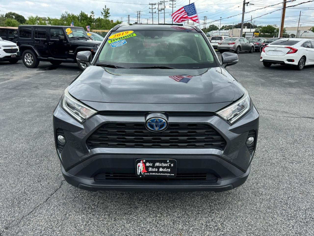 Toyota RAV4 Hybrid XLE AWD (Natl) 2019