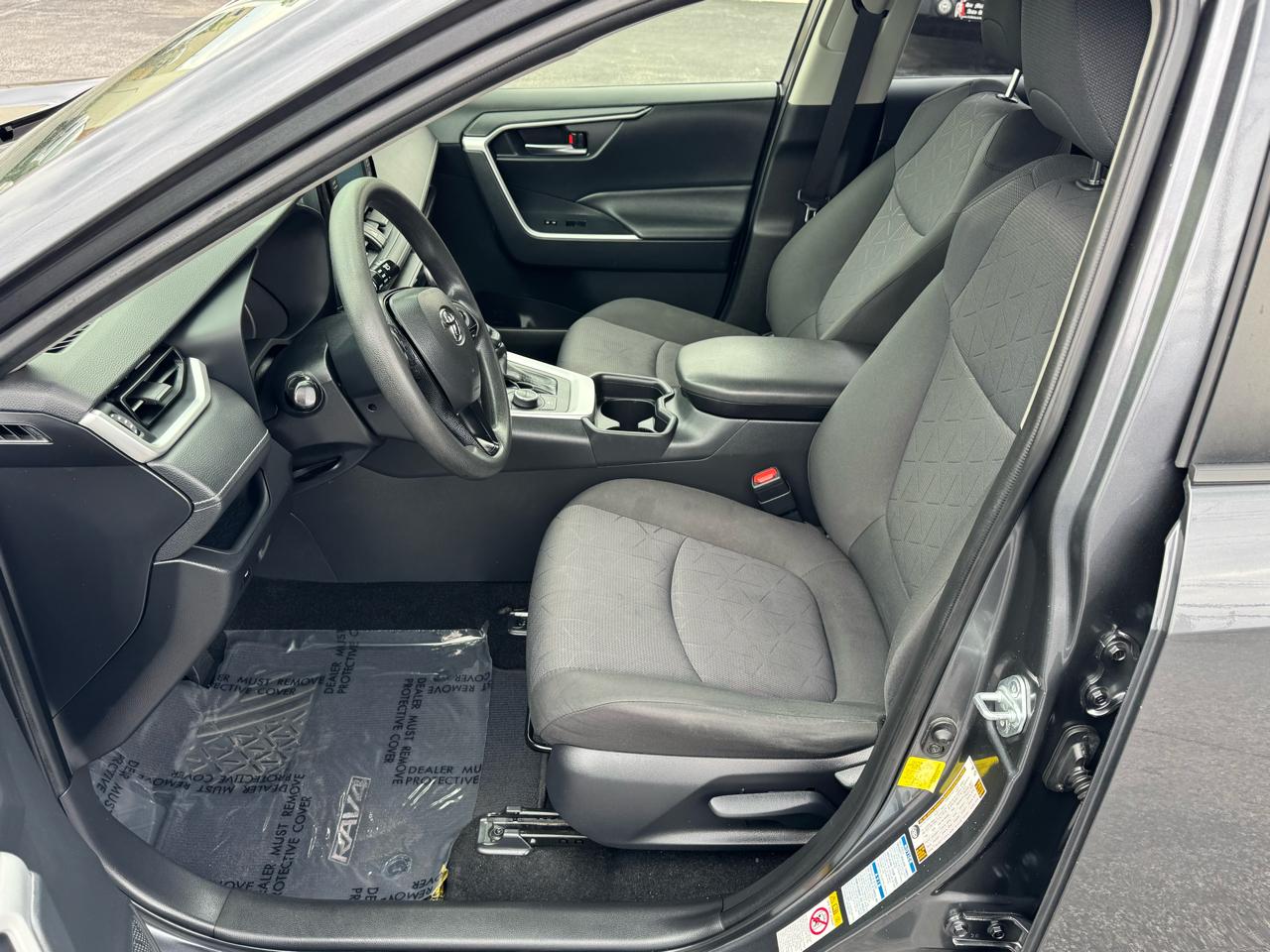 Toyota RAV4 Hybrid XLE AWD (Natl) 2019
