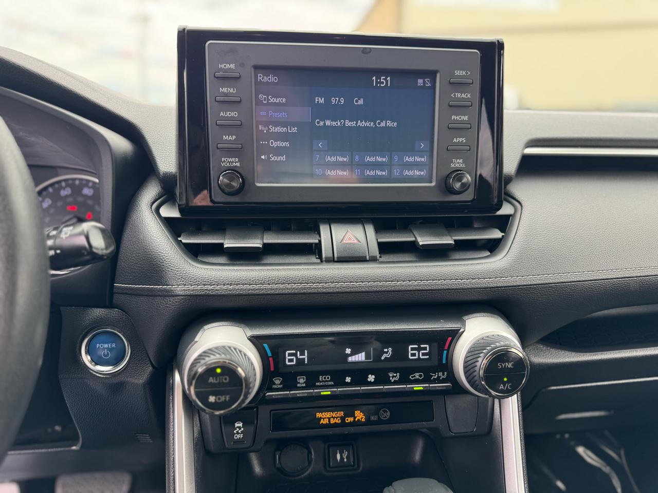 Toyota RAV4 Hybrid XLE AWD (Natl) 2019