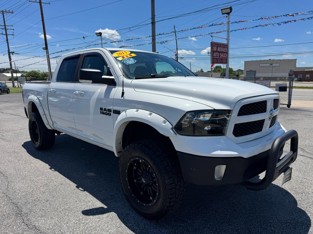 RAM 1500 4WD Crew Cab 140.5" Big Horn 2015