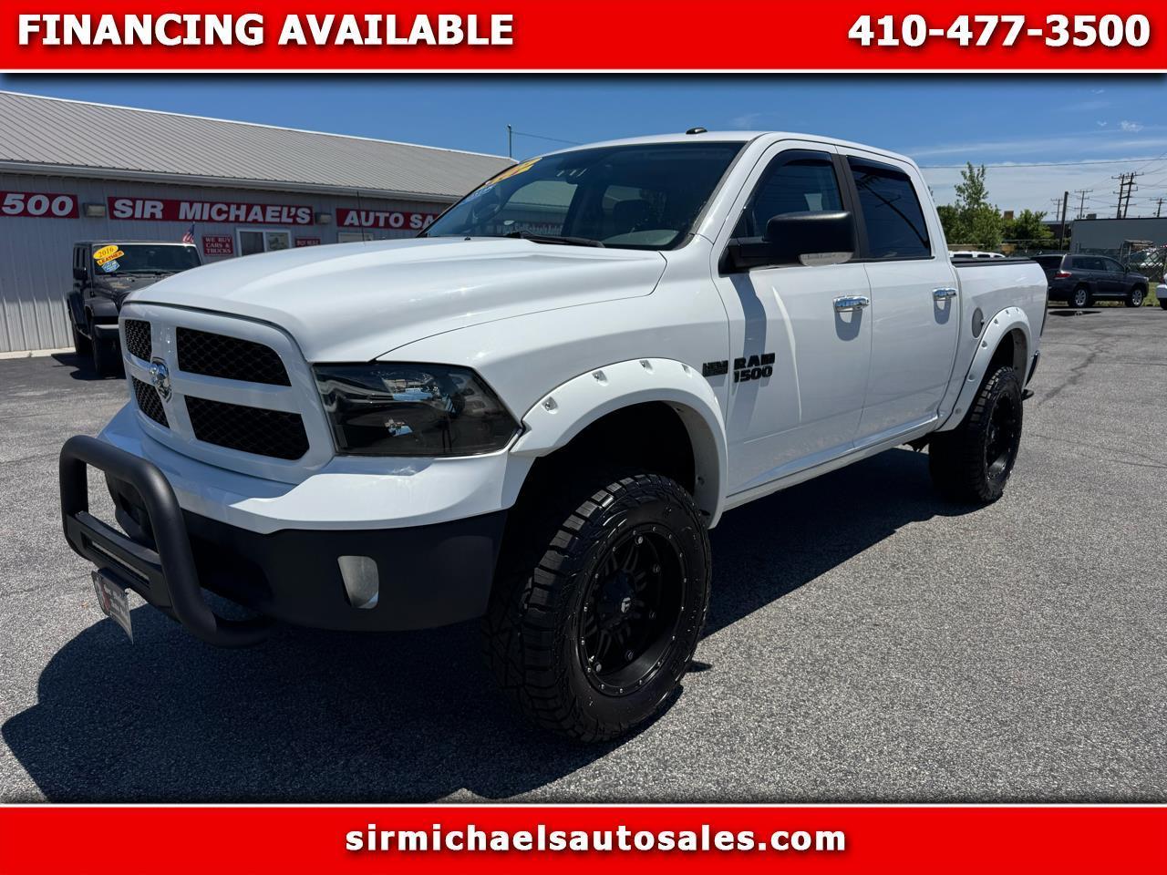 2015 RAM 1500 4WD Crew Cab 140.5" Big Horn