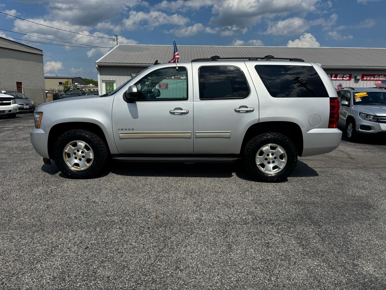 Chevrolet Tahoe 4WD 4dr 1500 LS 2013