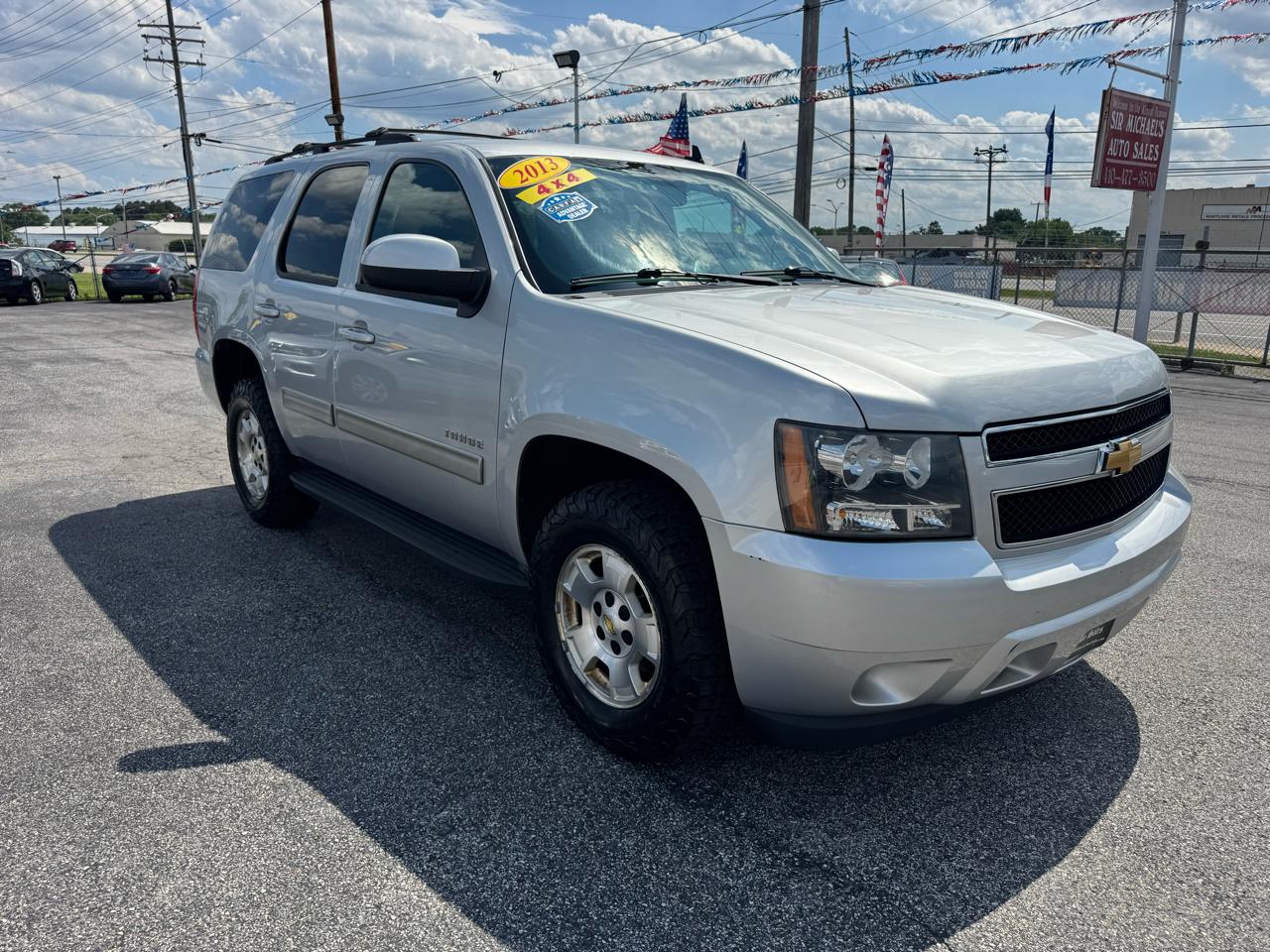 Chevrolet Tahoe 4WD 4dr 1500 LS 2013