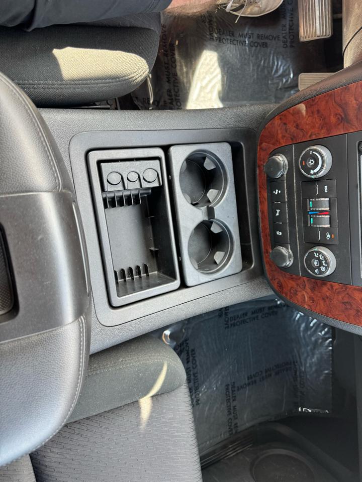 Chevrolet Tahoe 4WD 4dr 1500 LS 2013