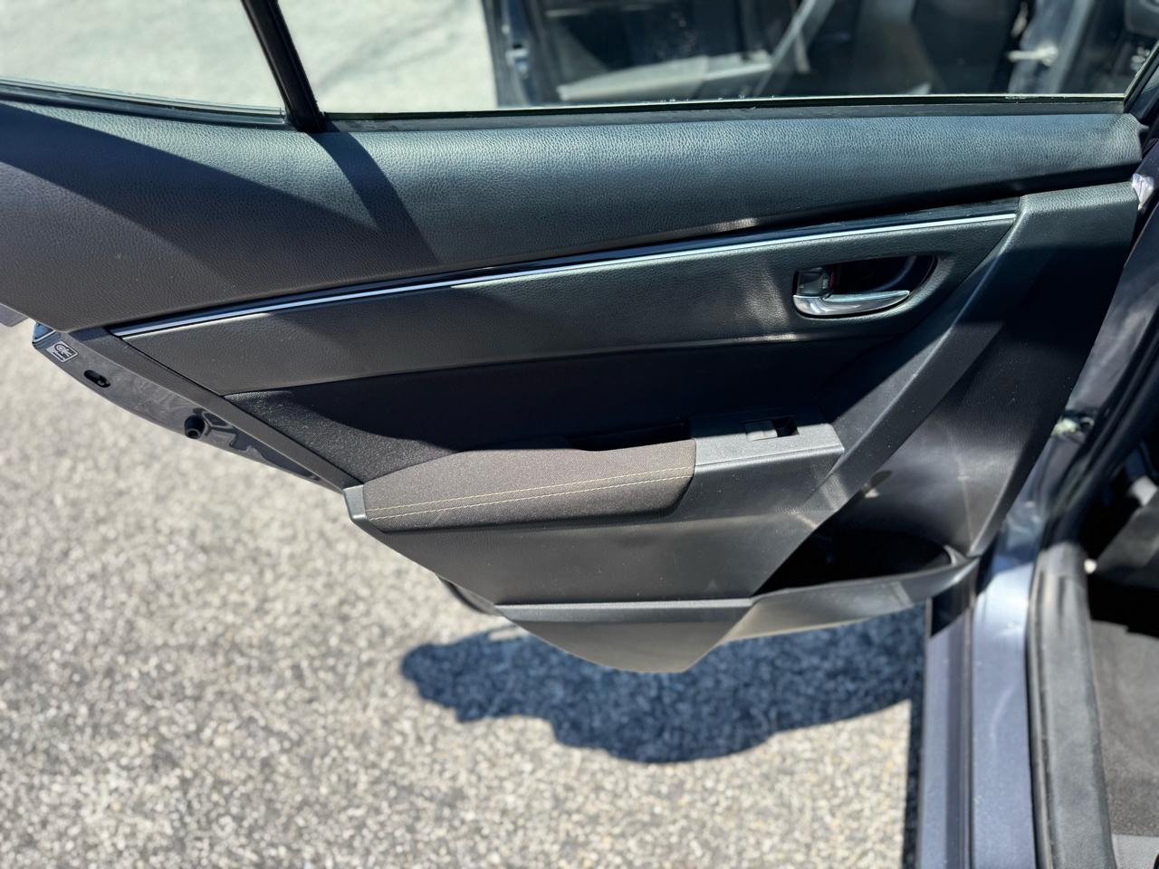 Toyota Corolla LE 2019