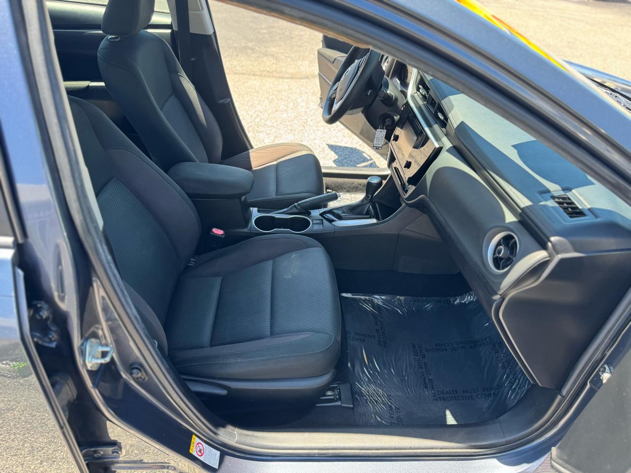 Toyota Corolla LE 2019
