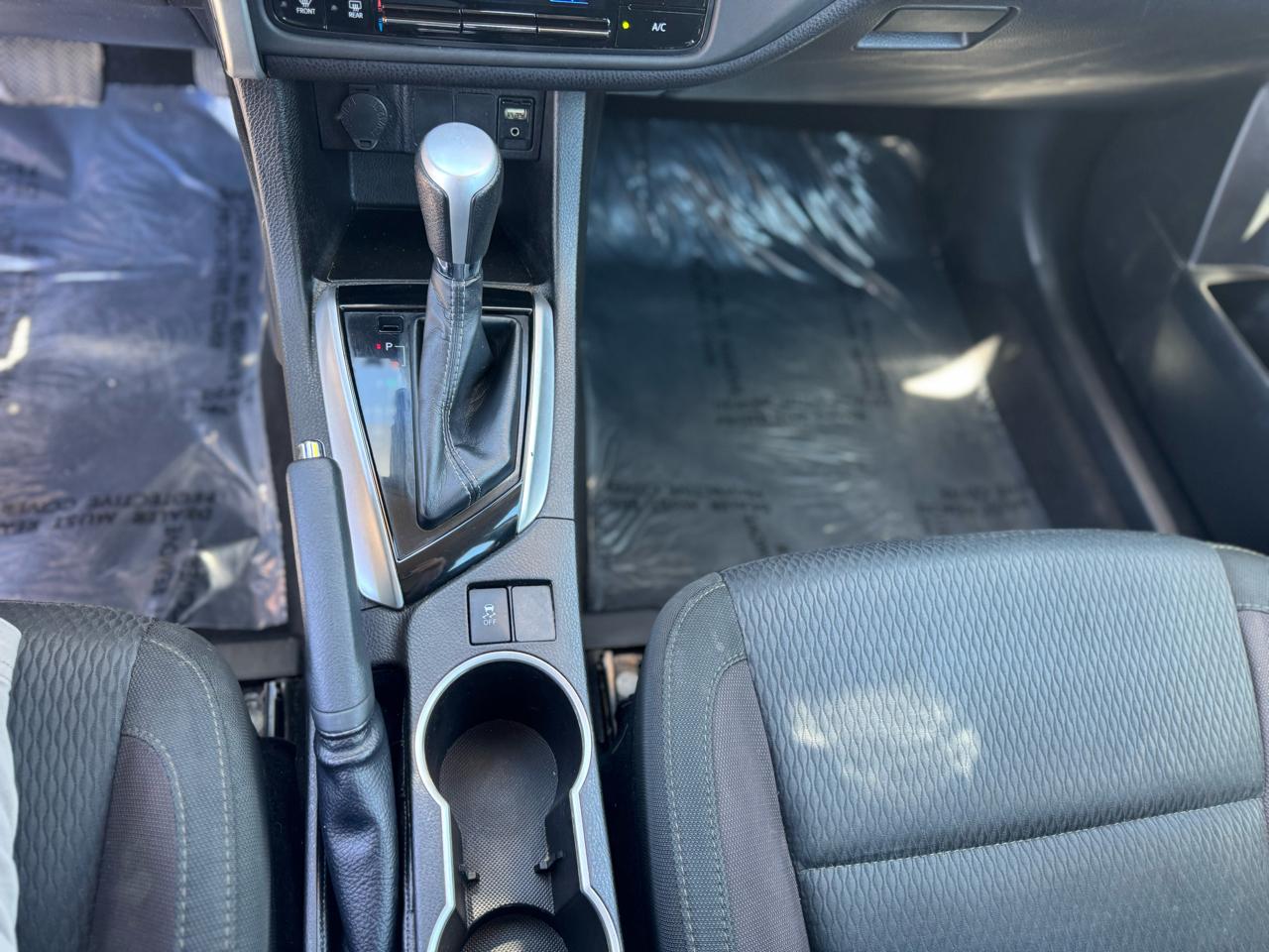 Toyota Corolla LE 2019