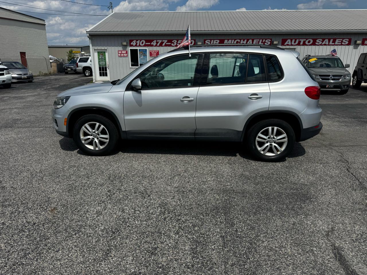 Volkswagen Tiguan S 2016
