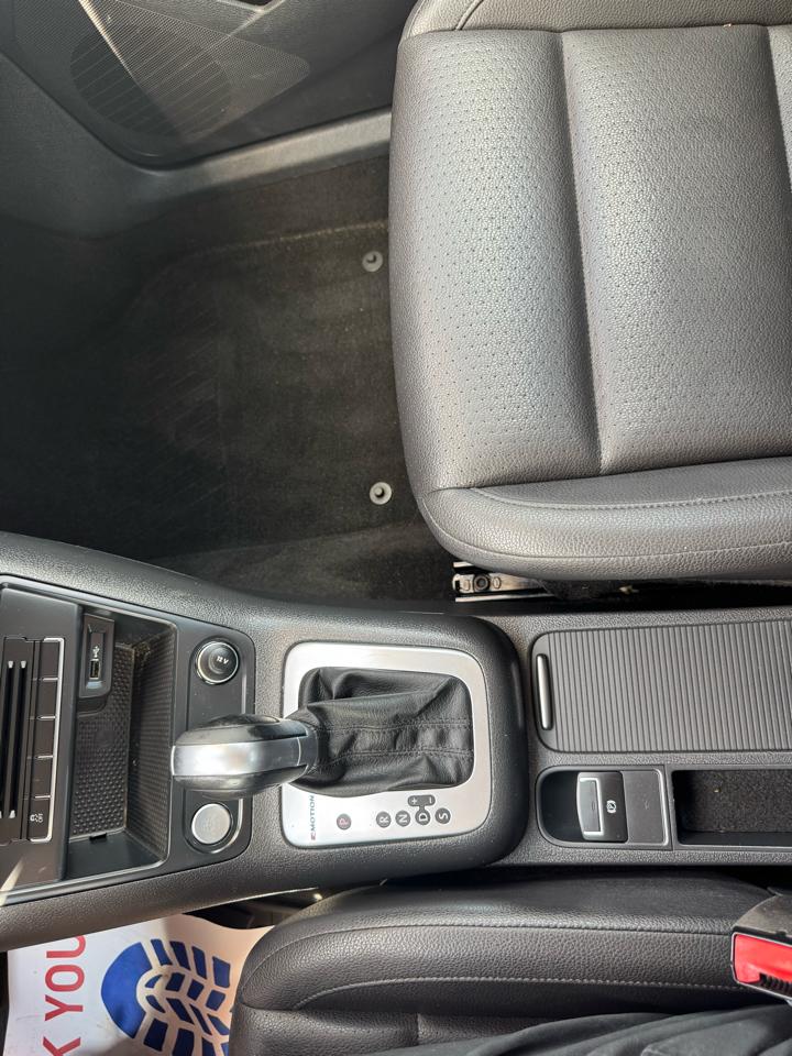 Volkswagen Tiguan S 2016